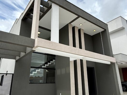 Casa Duplex com 4, piscina e churrasqueira, venda no Mosaico Ponta Negra – Manaus