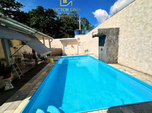 Casa no conjunto Vila Municipal – Adrianópolis, 3 quartos, 1 suíte, com piscina