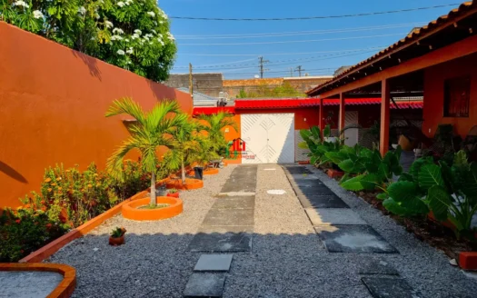 Casa térrea com 3 suítes + Escritório a VENDA na Cidade Nova, Manaus AM