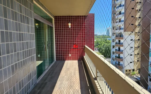 Condomínio San Remo Apartamento 3 quartos a VENDA no Parque Dez Manaus AM.