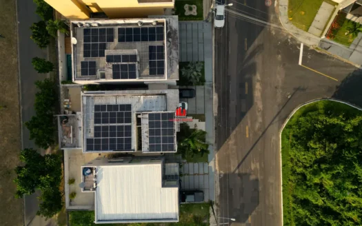 Residencial Passaredo, Casa duplex com 4 quartos e Energia solar, a venda na Ponta Negra, Manaus