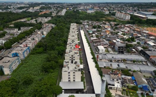 Condomínio Piazza Di Fiori Apartamento com 79m, 3 quartos com suíte, 2 vagas cobertas, Use FGTS, a venda Bairro Flores, Manaus AM.