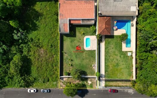 Condomínio Porto Tarumã Casa térrea semimobiliada com 3 suítes, piscina, rampa de embarque e desembarque, a venda no bairro Ponta Negra, Manaus AM.