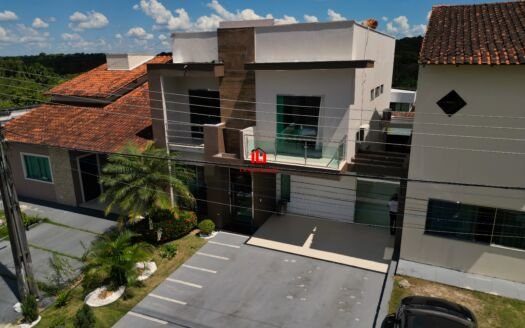 Condomínio Residencial Tapajós Casa Duplex com 4 suítes sendo 1 com closet, Piscina, 250m², Churrasqueira carvão, a venda no bairro Tarumã, Manaus AM.