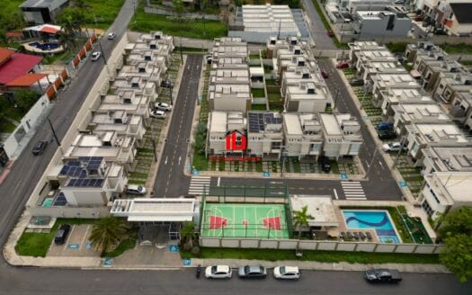 Villa Toscana Residenza, Casa Duplex com 3 suítes, 3 vagas de garagens a venda no Bairro Laranjeiras – Manaus AM