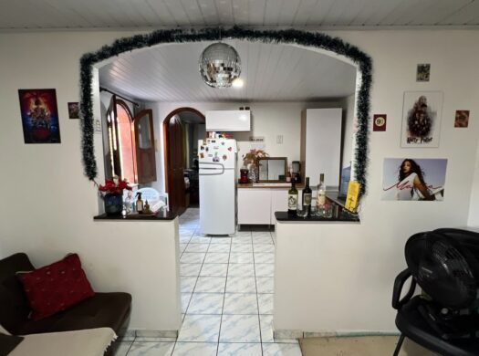 Casa duplex com  10 quartos | Venda no Parque 10, Manaus AM